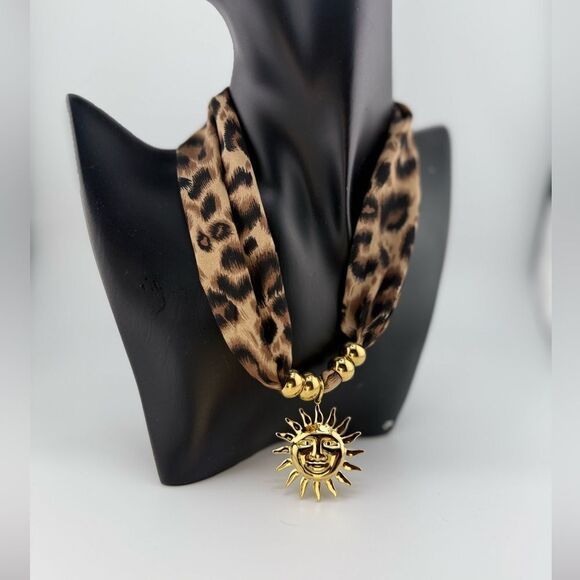 Leopard Print Scarf Necklace with Gold Sun Pendant – Bold, Glamorous & U… - Picture 9 of 11